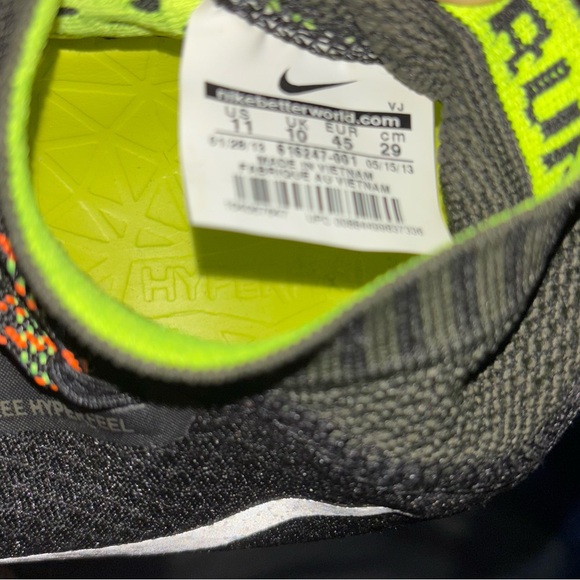 Nike Black and Yellow Athletic Shoes - Picture 5 of 5